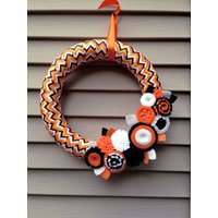 Halloween Kranz, Tür Dekor - Herbstkranz, Herbstkranz Schwarz, Orange Kranz Chevron Filzkranz Blumenkranz von stringnthings