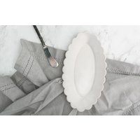 Weißes Keramiktablett - Rechteckiges Tablett Handgemachte Keramik Servierplatte von stuckinthemudpottery
