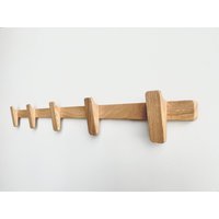 Wandgarderobe Smilla Eiche Massiv Verschiedene Längen Und Farben Verfügbar Wandgarderobe Smilla Eiche Massiv Verschiedene Längen Und Farben Verfügbar von stueckwerkMOEBEL
