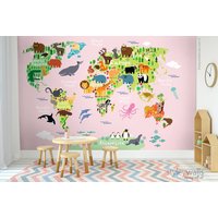 Weltkarte Wandbild, Kinder Karte Tapete Rosa Hintergrund, Word Map Mit Tieren Tapete, Kinderzimmer Dekor Stoff Peel & Stick von styleywalls