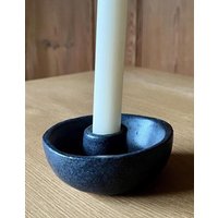 Kerzenhalter Für Eine Stabkerze, Kerzenleuchter, Handgemacht Aus Keramik, Anthrazit, Geschenk von summerhousekeramik