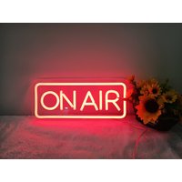 Benutzerdefinierte Neon-Zeichen | Custom Neon Schild Auf Luft Licht Für Hochzeit Party Home Decor von sunnyneon