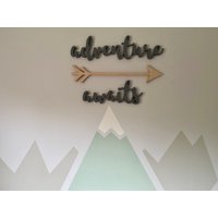 Kinderzimmer Wandschild Waldland. Pfeilzeichen Und Wort Zeichen Abenteuer Erwartet Kunst Wanddekor. Spielzimmer Zeichen. Dekor. Schild von svetulka