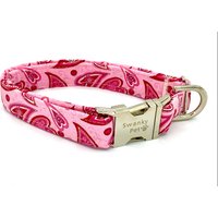 Pink Paisley Herzen Valentinstag Hundehalsband Von Swanky Pet von swankypet