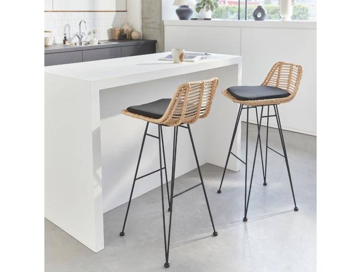2 Barhocker aus Rattan und Metall Schwarz - sweeek 2 Barhocker aus Rattan und Metall Schwarz - sweeek von sweeek