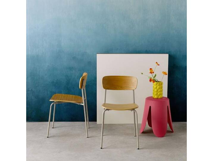 2er-Set Vintage Stühle aus Metall und Sperrholz Beige - sweeek 2er-Set Vintage Stühle aus Metall und Sperrholz Beige - sweeek von sweeek