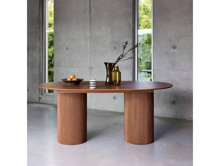 Ovaler Esstisch mit geriffelter Holzoptik 4-6 Sitzplätze, 180 cm Nussbaumfarben - sweeek Ovaler Esstisch mit geriffelter Holzoptik 4-6 Sitzplätze, 180 cm Nussbaumfarben - sweeek von sweeek