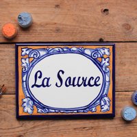 Hausnummernschild Aus Keramik, Individuelle Keramikfliesen, Handgefertigte Schilder, Keramik-Wandbild, Wanddekoration, Handgefertigt Hausnummernschild Aus Keramik, Individuelle Keramikfliesen, Handgefertigte Schilder, Keramik-Wandbild, Wanddekoration, Handgefertigt von taniatterranova