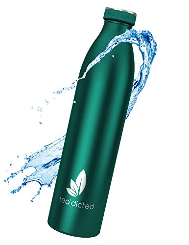 tea'dicted Premium Thermoskanne 1L | Auslaufsichere Edelstahl Thermosflasche | BPA-frei | Designer-Isolierkanne | 12h heiß & 18h kalt | ideal für Sport, Schule, Outdoor, Kinder UVM. (Deep Green) von tea'dicted