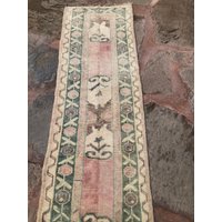 Vintage Oushak Teppichläufer Boho Teppich | 300x360 von teatimerugs