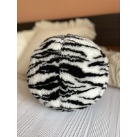 Puffy Textured Sphere Ball Kissen Mit Zebra Design, Boucle Runde Kugel Kissen, Print Kissenhüllen von teotushop