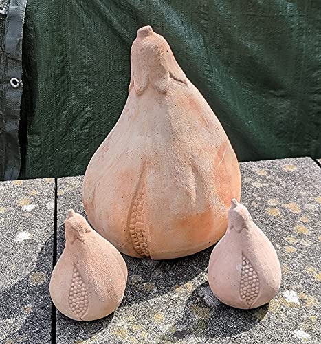 B-Ware ! 3er Set Feigen - Kürbisse aus Terracotta Terrakotta, 1 x groß 32 cm hoch, 2 x klein 14 cm hoch Herbstdeko Garten Obst Figur Landhaus Erntedankfest von terracotta-toepfe-de