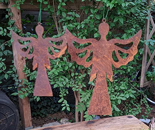 Engel mit Flügeln 2er Set 18 + 12 cm hoch in Edelrost zum Hängen oder Legen Deko für innen und außen Weihnachten Advent Metall Rost von terracotta-toepfe-de