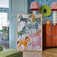 Wandkunst, Farbenfroher Zebra-Druck, Dopamin-Safari Poster, Farbenfrohes Dekor, Maximalist-Dekor, Lebendige Wohnzimmer-Kunst von terracottanoon
