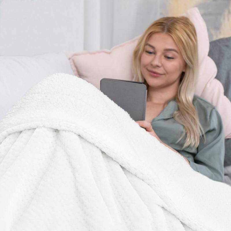 Wohndecke Kuscheldecke zarte Steppung Lammfelloptik, texpot von texpot