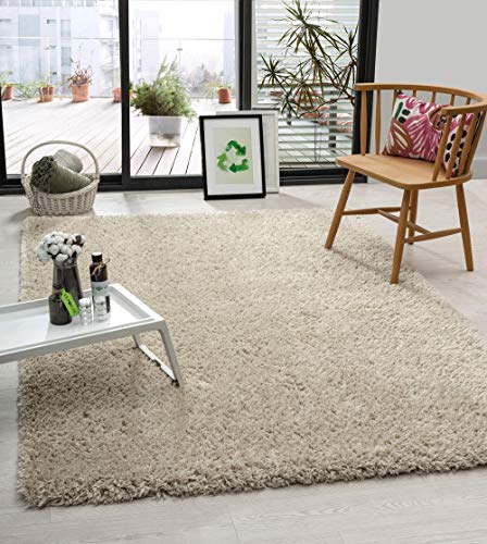 the carpet Green Velvet Wohnzimmer Öko Teppich, Hochflor besteht aus 100% recyceltem Polyester, Langflor, Luxuriöse Felloptik, Kuschelig Weich, Beige, 120 x 170 cm von the carpet