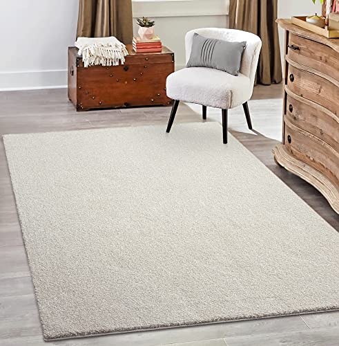 the carpet Grande Moderner Flauschiger Dichter Kurzflor Wohnzimmer Teppich, Supersoft Feeling, Melange Effekt, Eleganter Glanz, Creme, 80 x 150 cm von the carpet