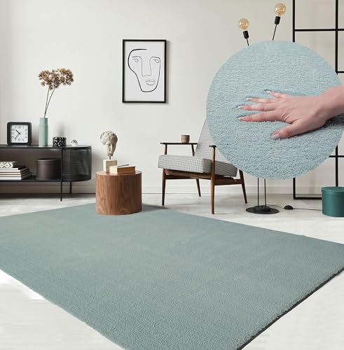 the carpet Relax kuscheliger Kurzflor Teppich, Anti-Rutsch Unterseite, Waschbar bis 30 Grad, Super Soft, Felloptik, Blau, 200 x 280 cm von the carpet