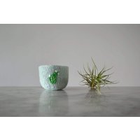 Gefilzte Schale Aus Wolle Mit Feigenkaktus Und Weißen Blumen - Geschenke Für Gärtner, Naturliebhaber, Frühlings Ringschale Gefilzte Schale Aus Wolle Mit Feigenkaktus Und Weißen Blumen - Geschenke Für Gärtner, Naturliebhaber, Frühlings Ringschale von theFelterie