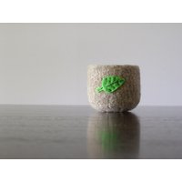 Kleine Gefilzte Schalen Aus Wolle Mit Grünem Blatt Wollfilz in Haferbraun - Ringschale Natur von theFelterie