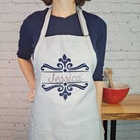 Personalisierte Gestickte Schürze Kundengerechte Name Chefküchenschürze Mit Taschen von theThreadedStitchCo