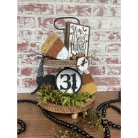 Tiered Tablett Dekor, Halloween Bündel, Regal Sitters, Holz Schilder, Herbst Tiered Tablett Dekor, Halloween Bündel, Regal Sitters, Holz Schilder, Herbst von thebrokenboardks
