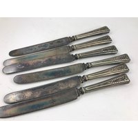 Set Aus 6 Vintage Monogrammed "S" Silberplatten Tafelmessern von thecherrychic