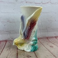 Vintage Cremeweiß, Gelb, Türkis Und Rosa Vogel Wandtasche/Vase von thecherrychic