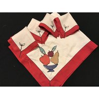 Vintage Rot Und Hellbraun Applikation Obstkorb Luncheon Set | Luncheon Tuch/Tischdecke & 4 Servietten von thecherrychic
