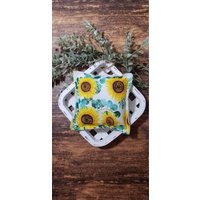 Mini 5"x5" Bauernhaus Kissen Für Gestuftes Tablett ~Sonnenblumen & Eukalyptus ~ Sonnenblumen Tiered Dekor Sommer von thefloralpigpillows