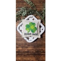 Mini 5"x5" Bauernkissen Für Gestuftes Tablett ~Kiss Me Shamrock ~ Tiered Tray Dekor St. Patricks Day von thefloralpigpillows