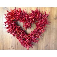 Chili Pepper Herzkranz, 3 Größen Erhältlich Chili Pepper Herzkranz, 3 Größen Erhältlich von thegarlicpeopleshop