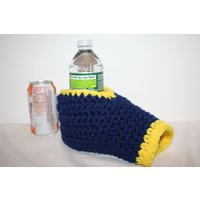 Gehäkelte Drink Mitt 6Er-Pack Navy Blue & Gelb Can Cozy von theheadsaid
