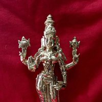 Handgefertigte 10 "Panchaloha Durga Idol - Anpassbare Kupferstatue von thekayalcrafts