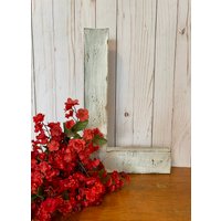 16 Zoll Großer Buchstabe S ~ Sanftes Weiß Cottage Dekor Bauernhaus Beunruhigt Mit Schwarzen Akzenten Stabile Pappmache von thelittlebluehouse