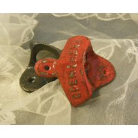 Vintage Inspirierter Metall Flaschenöffner ~ Gusseisen Wand Farbe Auswählen Bar Terrasse Hier Öffnen Vintage Inspirierter Metall Flaschenöffner ~ Gusseisen Wand Farbe Auswählen Bar Terrasse Hier Öffnen von thelittlebluehouse