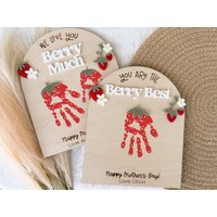 Erstes Muttertagsgeschenk Vom Kind, Erdbeer-Handabdrucktafel, Diy-Kinder-Fußabdruck-Zeichen, Erinnerungsgeschenk Für Babys Erstes Muttertagshandwerk von theolivebranchmiami