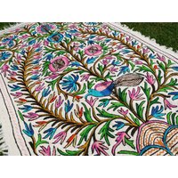 Boho Wollteppich - Filz Teppich Handbestickter Kashmiri Namda Teppich Schlafzimmer Wandtteppich von theshantihome