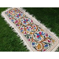 Boho Wollteppich - Teppichläufer Yoga Teppich Filz Handbestickter Kashmiri Namda- Schlafzimmer Wandtteppich Orient von theshantihome