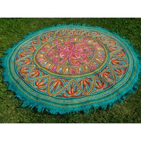 Runder Woll Teppich Kashmiri Namda Hand Gefilzt Und Bestickt | Blumenmuster Mandala Bunter Für Schlafzimmer Oder Boho Wanddeko von theshantihome