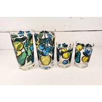 Vintage Dominion Glas Co Obst Motiv Gläser, 2 Becher, Saftgläser, 1970Er Jahre Trinkgeschirr von thesqueakycupboard