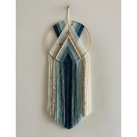 Blau Türkis Und Beige Perlen Garn Hoop Wandbehang/Makramee Kinderzimmer Wohnheim Dekor Moderne Boho von thetwistedthreadco
