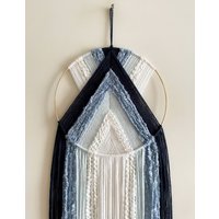 Handbemaltes Garn - Wandbehang/Boho Kinderzimmerdeko von thetwistedthreadco