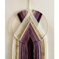 Lila Und Beige Perlen Garn Hoop Wandbehang/Makramee Kinderzimmer Wohnheim Dekor Moderne Boho von thetwistedthreadco