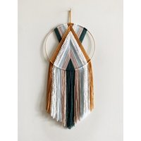 Rosa Blauer Senf Und Weißer Garn-Hoop-Wandbehang/Makramee-Wandbehang Boho-Dekor Kinderzimmer-Dekor von thetwistedthreadco