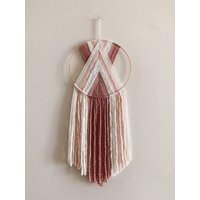 Rosa Und Weißer Garn Hoop Wandbehang/Makramee Kinderzimmer Dekor Moderne Boho von thetwistedthreadco