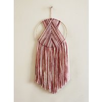 Shades Of Pink Yarn Hoop Wandbehang/Makramee Boho Dekor Kinderzimmer Und Wohnheim von thetwistedthreadco