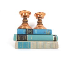 Coppercraft Guild Kerzenständer Paar // Vintage Mid Century Modern Metallic Spitzkerzenhalter Holzspitzen Rustikal Bauernhaus Chic Coppercraft Guild Kerzenständer Paar // Vintage Mid Century Modern Metallic Spitzkerzenhalter Holzspitzen Rustikal Bauernhaus Chic von thisattic