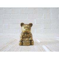 Vintage Messing Bär Figur // Kleiner Trommlerbär Briefbeschwerer, Kinderzimmer Dekor, Mini Tier Statue Schnickschnack von thisattic