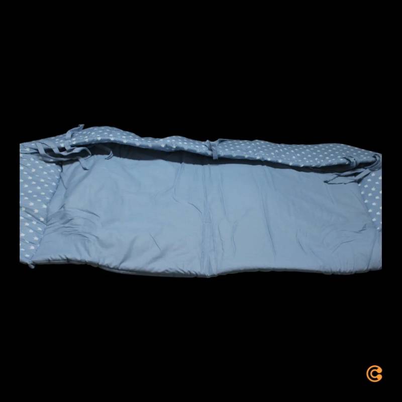 B-Ware Ti Ssi Einlege Nest Bettchen Maxi Boxspring Babybett Hellblaue Kronen Babydecke von tiSsi